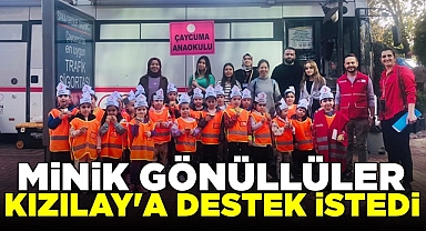 Minik gönüllüler Kızılay'a destek istedi