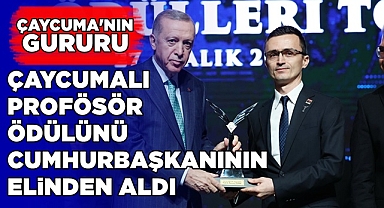 Çaycumalı profösör ödülünü Cumhurbaşkanının elinden aldı