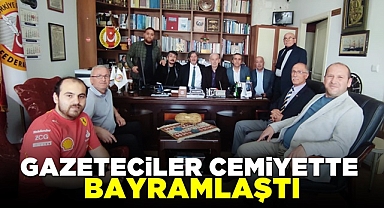 Gazeteciler cemiyette bayramlaştı