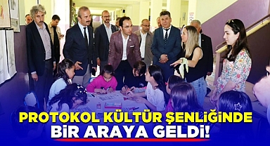 Protokol kültür şenliğinde bir araya geldi!