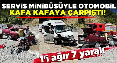Servis minibüsüyle otomobil kafa kafaya çarpıştı!