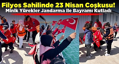 Filyos Sahilinde 23 Nisan coşkusu! Minik yürekler jandarma ile bayramı kutladı