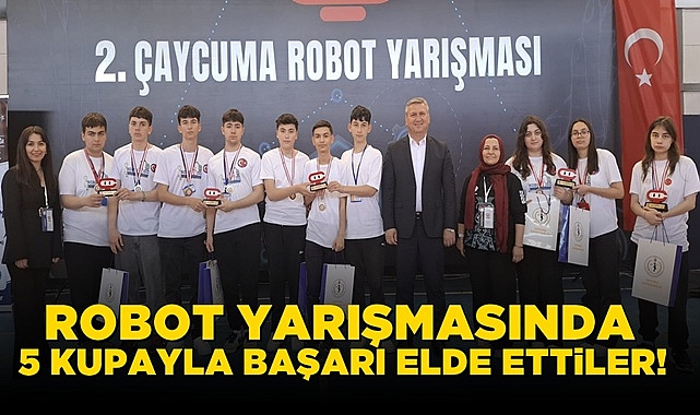 Robot yarışmasında 5 kupayla başarı elde ettiler!